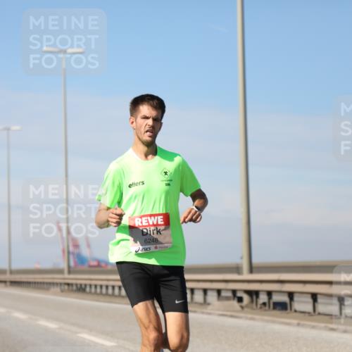03.10.2025 - Köhlbrandbrückenlauf Yannick Fuchs http://msf.ph/oto/9183818 03.10.2025 11:36:56 Position 3 6248 meine-sportfotos.de