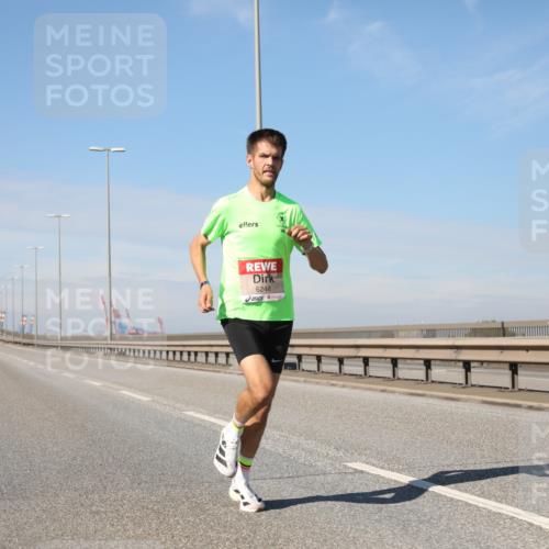 03.10.2025 - Köhlbrandbrückenlauf Yannick Fuchs http://msf.ph/oto/9183819 03.10.2025 11:36:56 Position 3 6248 meine-sportfotos.de