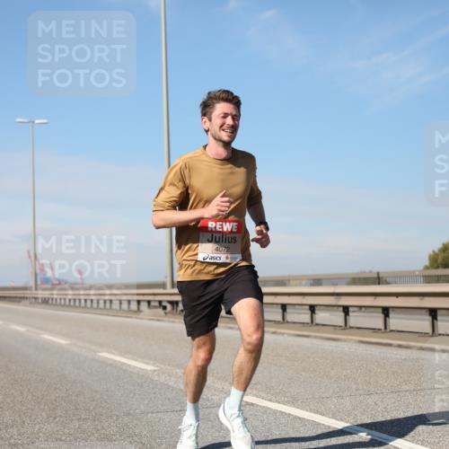 03.10.2025 - Köhlbrandbrückenlauf Yannick Fuchs http://msf.ph/oto/9183830 03.10.2025 11:37:15 Position 3 4072 meine-sportfotos.de