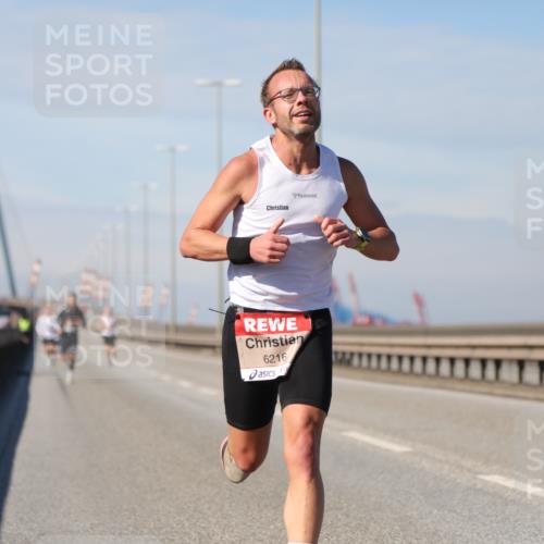 03.10.2025 - Köhlbrandbrückenlauf Yannick Fuchs http://msf.ph/oto/9183847 03.10.2025 11:37:29 Position 3 6216 meine-sportfotos.de