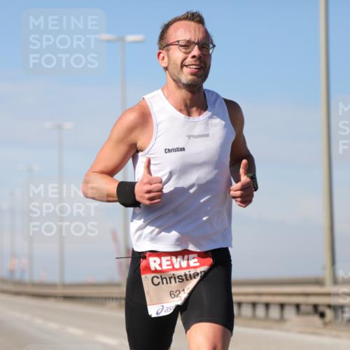 03.10.2025 - Köhlbrandbrückenlauf Yannick Fuchs http://msf.ph/oto/9183850 03.10.2025 11:37:29 Position 3 621 meine-sportfotos.de
