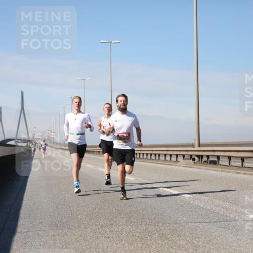 03.10.2025 - Köhlbrandbrückenlauf Yannick Fuchs http://msf.ph/oto/9183877 03.10.2025 11:37:42 Position 3  meine-sportfotos.de