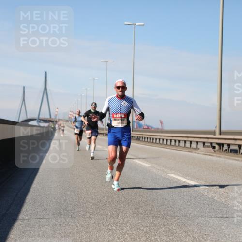 03.10.2025 - Köhlbrandbrückenlauf Yannick Fuchs http://msf.ph/oto/9183911 03.10.2025 11:37:52 Position 3  meine-sportfotos.de