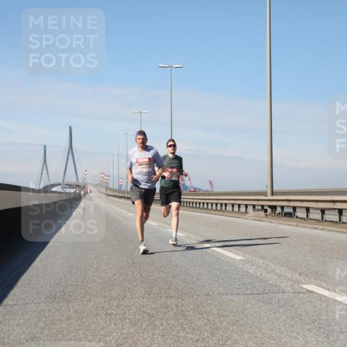 03.10.2025 - Köhlbrandbrückenlauf Yannick Fuchs http://msf.ph/oto/9183973 03.10.2025 11:38:15 Position 3  meine-sportfotos.de