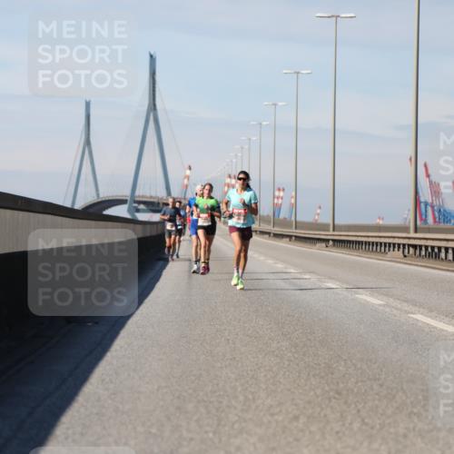 03.10.2025 - Köhlbrandbrückenlauf Yannick Fuchs http://msf.ph/oto/9183982 03.10.2025 11:38:38 Position 3  meine-sportfotos.de