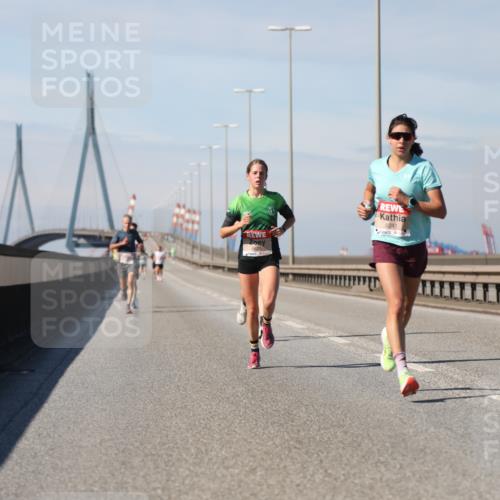 03.10.2025 - Köhlbrandbrückenlauf Yannick Fuchs http://msf.ph/oto/9183993 03.10.2025 11:38:42 Position 3 6241 meine-sportfotos.de