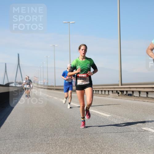 03.10.2025 - Köhlbrandbrückenlauf Yannick Fuchs http://msf.ph/oto/9183998 03.10.2025 11:38:44 Position 3 6625, 6241 meine-sportfotos.de