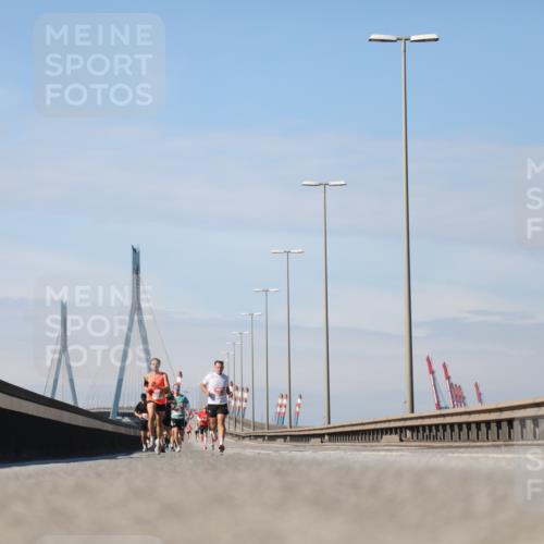 03.10.2025 - Köhlbrandbrückenlauf Yannick Fuchs http://msf.ph/oto/9184023 03.10.2025 11:38:58 Position 3  meine-sportfotos.de