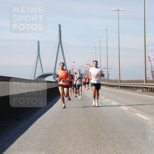 03.10.2025 - Köhlbrandbrückenlauf Yannick Fuchs http://msf.ph/oto/9184027 03.10.2025 11:39:02 Position 3  meine-sportfotos.de