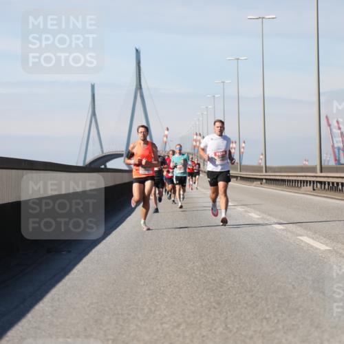 03.10.2025 - Köhlbrandbrückenlauf Yannick Fuchs http://msf.ph/oto/9184029 03.10.2025 11:39:02 Position 3  meine-sportfotos.de