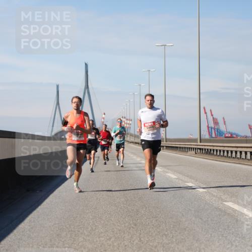03.10.2025 - Köhlbrandbrückenlauf Yannick Fuchs http://msf.ph/oto/9184036 03.10.2025 11:39:04 Position 3  meine-sportfotos.de