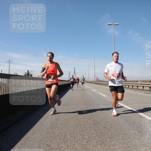 03.10.2025 - Köhlbrandbrückenlauf Yannick Fuchs http://msf.ph/oto/9184047 03.10.2025 11:39:06 Position 3  meine-sportfotos.de
