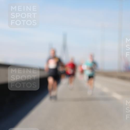 03.10.2025 - Köhlbrandbrückenlauf Yannick Fuchs http://msf.ph/oto/9184050 03.10.2025 11:39:07 Position 3  meine-sportfotos.de