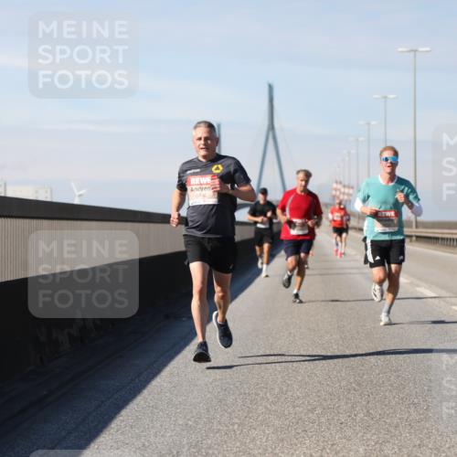 03.10.2025 - Köhlbrandbrückenlauf Yannick Fuchs http://msf.ph/oto/9184053 03.10.2025 11:39:08 Position 3 5786 meine-sportfotos.de