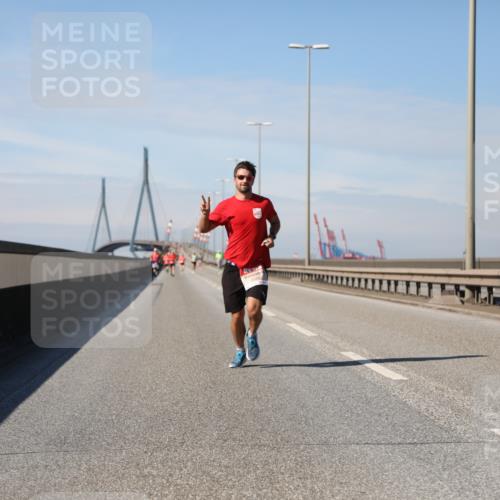 03.10.2025 - Köhlbrandbrückenlauf Yannick Fuchs http://msf.ph/oto/9184123 03.10.2025 11:39:25 Position 3  meine-sportfotos.de