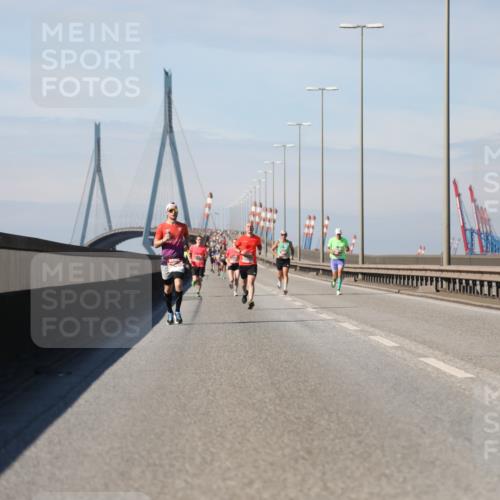 03.10.2025 - Köhlbrandbrückenlauf Yannick Fuchs http://msf.ph/oto/9184133 03.10.2025 11:39:35 Position 3  meine-sportfotos.de