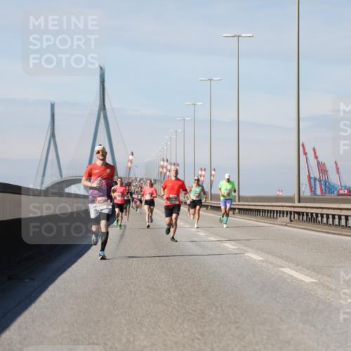 03.10.2025 - Köhlbrandbrückenlauf Yannick Fuchs http://msf.ph/oto/9184140 03.10.2025 11:39:37 Position 3  meine-sportfotos.de