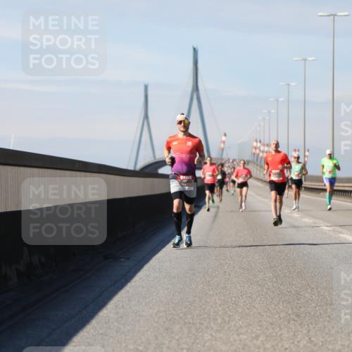 03.10.2025 - Köhlbrandbrückenlauf Yannick Fuchs http://msf.ph/oto/9184143 03.10.2025 11:39:38 Position 3  meine-sportfotos.de