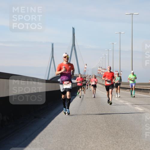 03.10.2025 - Köhlbrandbrückenlauf Yannick Fuchs http://msf.ph/oto/9184144 03.10.2025 11:39:38 Position 3  meine-sportfotos.de