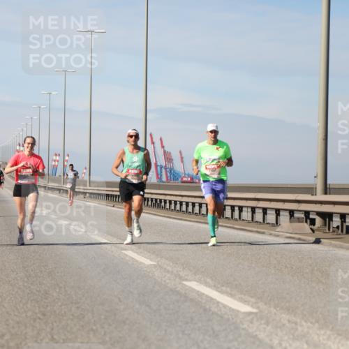03.10.2025 - Köhlbrandbrückenlauf Yannick Fuchs http://msf.ph/oto/9184164 03.10.2025 11:39:44 Position 3  meine-sportfotos.de