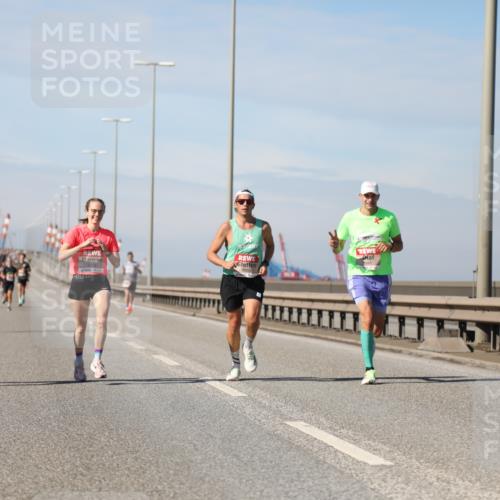 03.10.2025 - Köhlbrandbrückenlauf Yannick Fuchs http://msf.ph/oto/9184167 03.10.2025 11:39:45 Position 3 3947 meine-sportfotos.de