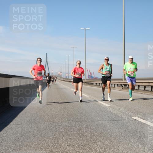 03.10.2025 - Köhlbrandbrückenlauf Yannick Fuchs http://msf.ph/oto/9184174 03.10.2025 11:39:46 Position 3  meine-sportfotos.de