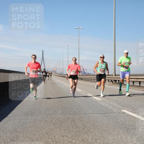 03.10.2025 - Köhlbrandbrückenlauf Yannick Fuchs http://msf.ph/oto/9184175 03.10.2025 11:39:46 Position 3  meine-sportfotos.de