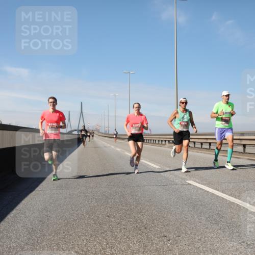 03.10.2025 - Köhlbrandbrückenlauf Yannick Fuchs http://msf.ph/oto/9184179 03.10.2025 11:39:47 Position 3  meine-sportfotos.de