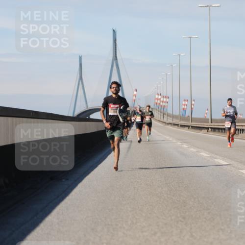 03.10.2025 - Köhlbrandbrückenlauf Yannick Fuchs http://msf.ph/oto/9184185 03.10.2025 11:39:49 Position 3  meine-sportfotos.de