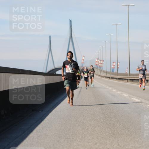03.10.2025 - Köhlbrandbrückenlauf Yannick Fuchs http://msf.ph/oto/9184186 03.10.2025 11:39:49 Position 3  meine-sportfotos.de