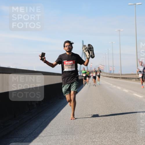 03.10.2025 - Köhlbrandbrückenlauf Yannick Fuchs http://msf.ph/oto/9184196 03.10.2025 11:39:52 Position 3 4043 meine-sportfotos.de