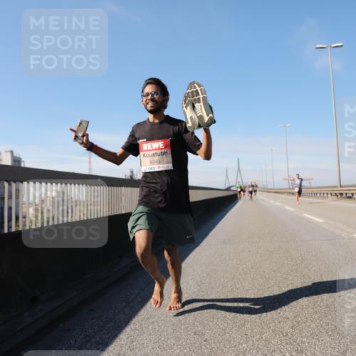 03.10.2025 - Köhlbrandbrückenlauf Yannick Fuchs http://msf.ph/oto/9184204 03.10.2025 11:39:53 Position 3 4043 meine-sportfotos.de