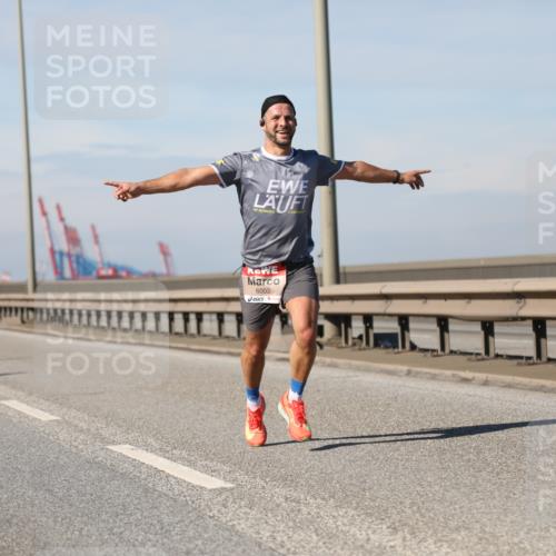 03.10.2025 - Köhlbrandbrückenlauf Yannick Fuchs http://msf.ph/oto/9184212 03.10.2025 11:39:55 Position 3 6002 meine-sportfotos.de