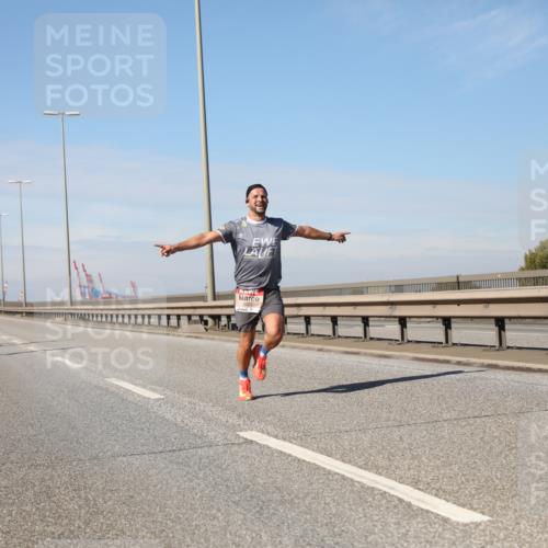 03.10.2025 - Köhlbrandbrückenlauf Yannick Fuchs http://msf.ph/oto/9184215 03.10.2025 11:39:56 Position 3  meine-sportfotos.de