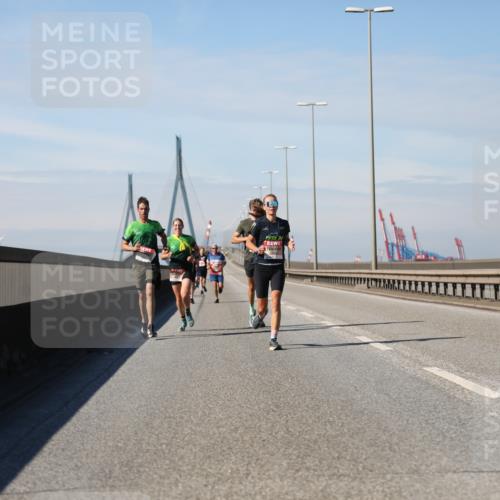 03.10.2025 - Köhlbrandbrückenlauf Yannick Fuchs http://msf.ph/oto/9184220 03.10.2025 11:39:57 Position 3  meine-sportfotos.de