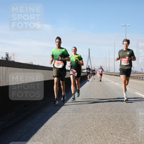 03.10.2025 - Köhlbrandbrückenlauf Yannick Fuchs http://msf.ph/oto/9184232 03.10.2025 11:40:00 Position 3 6624 meine-sportfotos.de