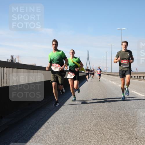 03.10.2025 - Köhlbrandbrückenlauf Yannick Fuchs http://msf.ph/oto/9184233 03.10.2025 11:40:00 Position 3 6624 meine-sportfotos.de