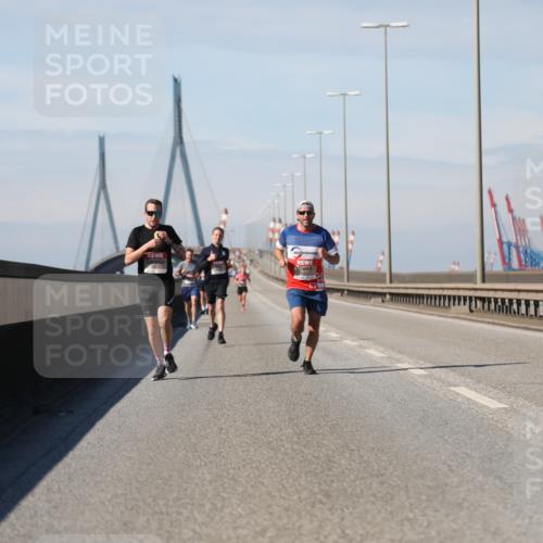 03.10.2025 - Köhlbrandbrückenlauf Yannick Fuchs http://msf.ph/oto/9184240 03.10.2025 11:40:02 Position 3 4079 meine-sportfotos.de