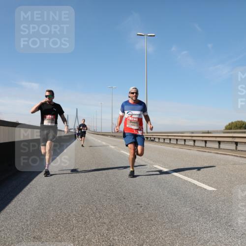 03.10.2025 - Köhlbrandbrückenlauf Yannick Fuchs http://msf.ph/oto/9184261 03.10.2025 11:40:07 Position 3  meine-sportfotos.de