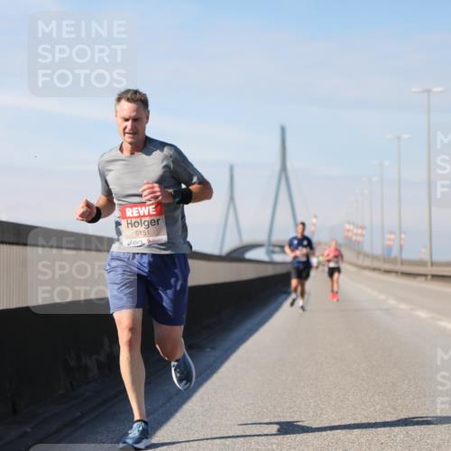 03.10.2025 - Köhlbrandbrückenlauf Yannick Fuchs http://msf.ph/oto/9184285 03.10.2025 11:40:13 Position 3 6151 meine-sportfotos.de