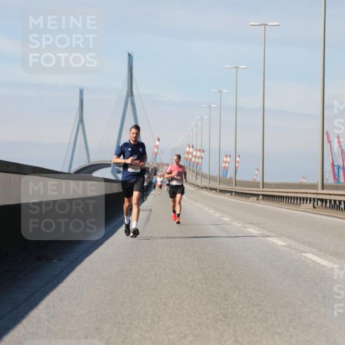 03.10.2025 - Köhlbrandbrückenlauf Yannick Fuchs http://msf.ph/oto/9184297 03.10.2025 11:40:15 Position 3  meine-sportfotos.de