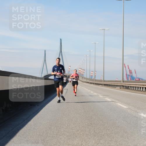 03.10.2025 - Köhlbrandbrückenlauf Yannick Fuchs http://msf.ph/oto/9184308 03.10.2025 11:40:17 Position 3  meine-sportfotos.de
