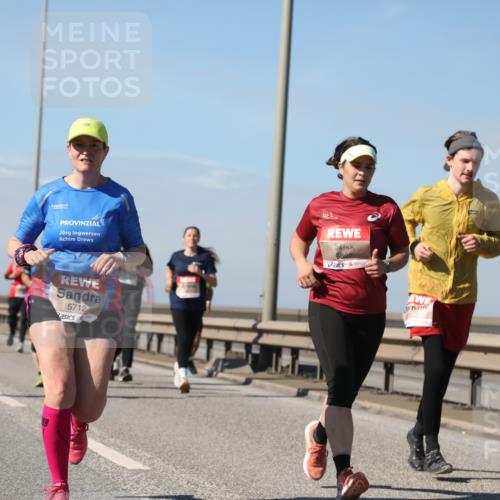 03.10.2025 - Köhlbrandbrückenlauf Yannick Fuchs http://msf.ph/oto/9184309 03.10.2025 12:01:48 Position 3 5712, 6807 meine-sportfotos.de