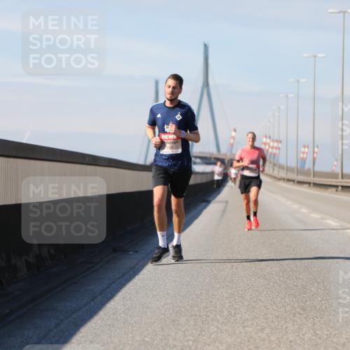 03.10.2025 - Köhlbrandbrückenlauf Yannick Fuchs http://msf.ph/oto/9184311 03.10.2025 11:40:18 Position 3 4104 meine-sportfotos.de