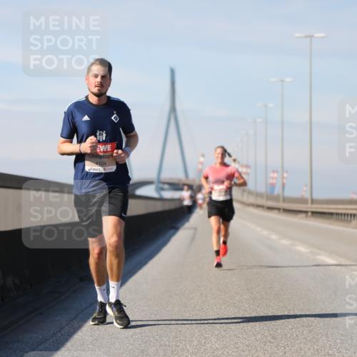 03.10.2025 - Köhlbrandbrückenlauf Yannick Fuchs http://msf.ph/oto/9184324 03.10.2025 11:40:19 Position 3 4104 meine-sportfotos.de