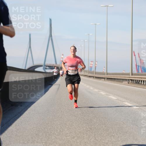03.10.2025 - Köhlbrandbrückenlauf Yannick Fuchs http://msf.ph/oto/9184334 03.10.2025 11:40:20 Position 3 4104 meine-sportfotos.de