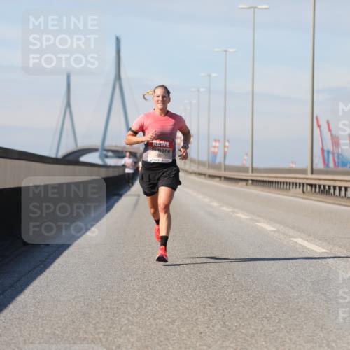 03.10.2025 - Köhlbrandbrückenlauf Yannick Fuchs http://msf.ph/oto/9184339 03.10.2025 11:40:21 Position 3 4209 meine-sportfotos.de
