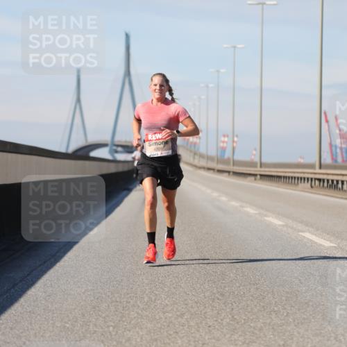 03.10.2025 - Köhlbrandbrückenlauf Yannick Fuchs http://msf.ph/oto/9184342 03.10.2025 11:40:21 Position 3 4209 meine-sportfotos.de