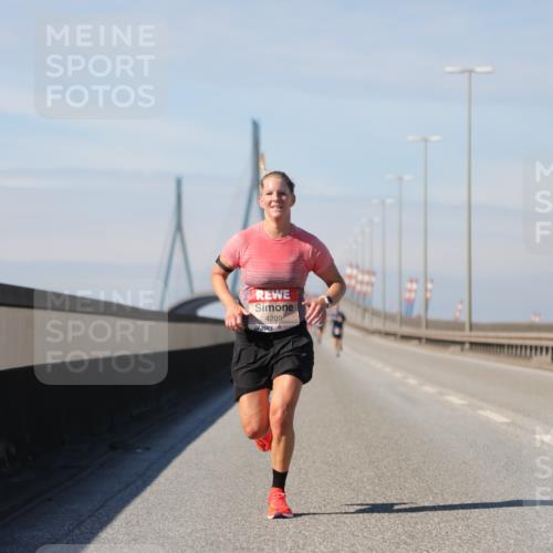 03.10.2025 - Köhlbrandbrückenlauf Yannick Fuchs http://msf.ph/oto/9184346 03.10.2025 11:40:21 Position 3 4209 meine-sportfotos.de