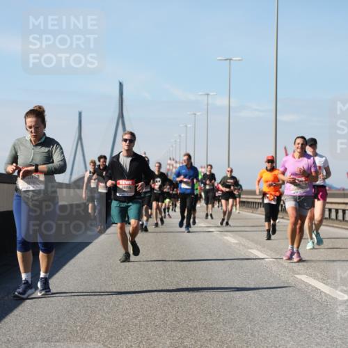 03.10.2025 - Köhlbrandbrückenlauf Yannick Fuchs http://msf.ph/oto/9184348 03.10.2025 12:01:56 Position 3  meine-sportfotos.de